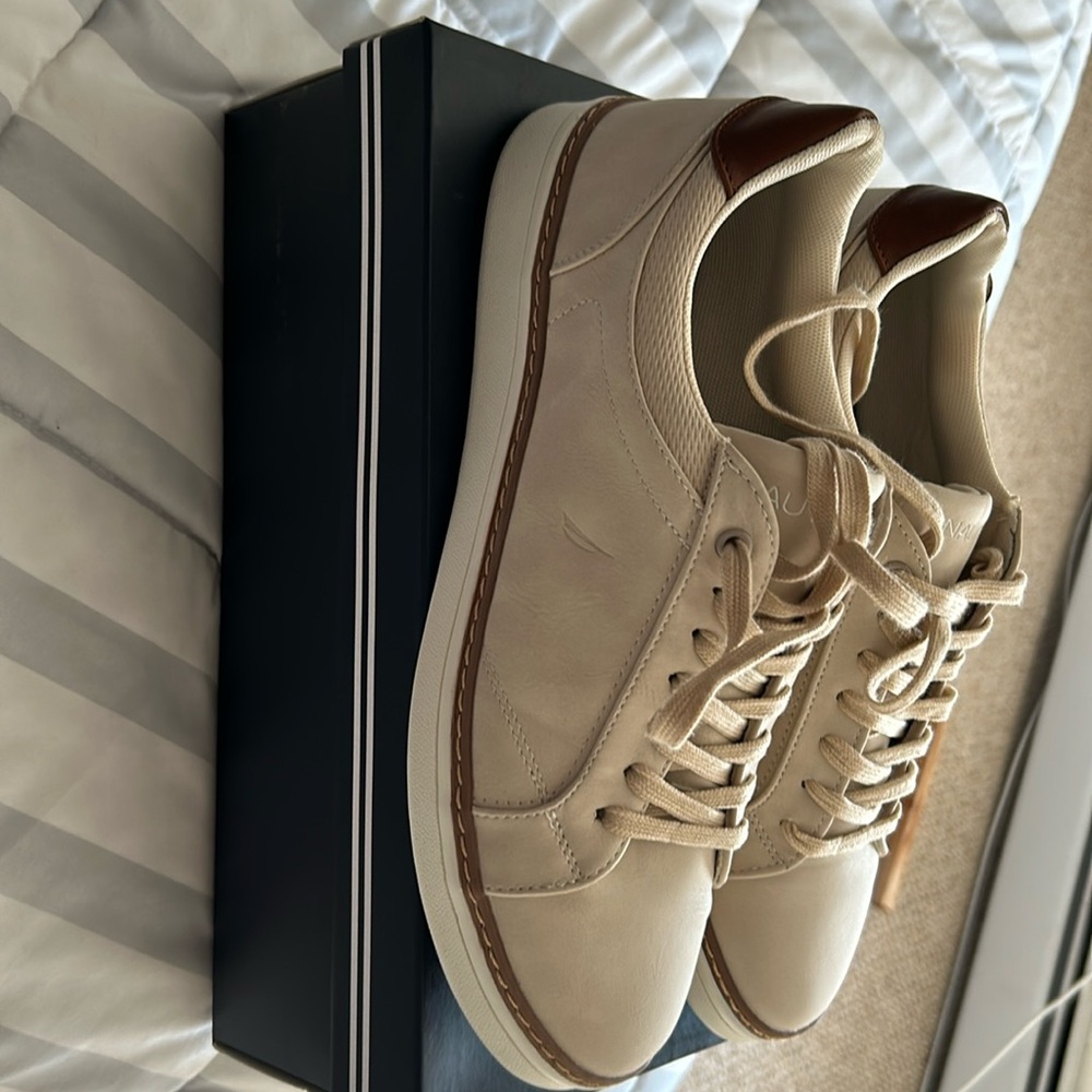 Nautica Men’s low Oxford shoes - Picture 1 of 7